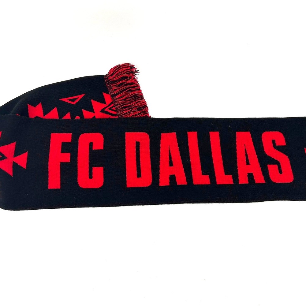 Ruffneck FC Dallas Los Toros MLS Soccer Scarf Red Black Knit Fringe 7"x60"